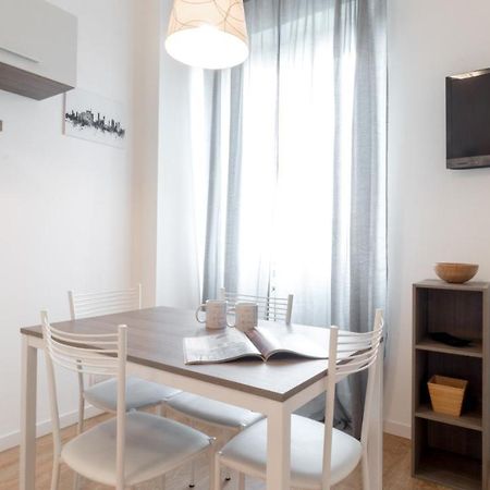 Italianway - Ampere 103 Apartment Milan Bagian luar foto