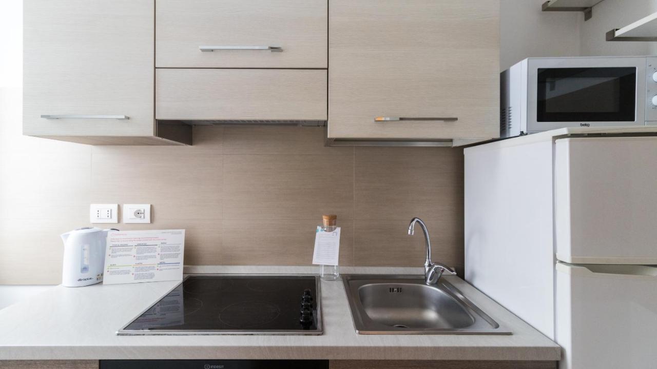 Italianway - Ampere 103 Apartment Milan Bagian luar foto