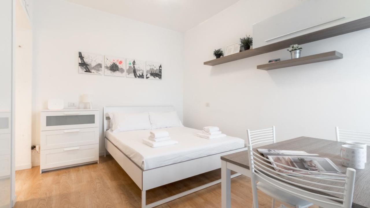 Italianway - Ampere 103 Apartment Milan Bagian luar foto